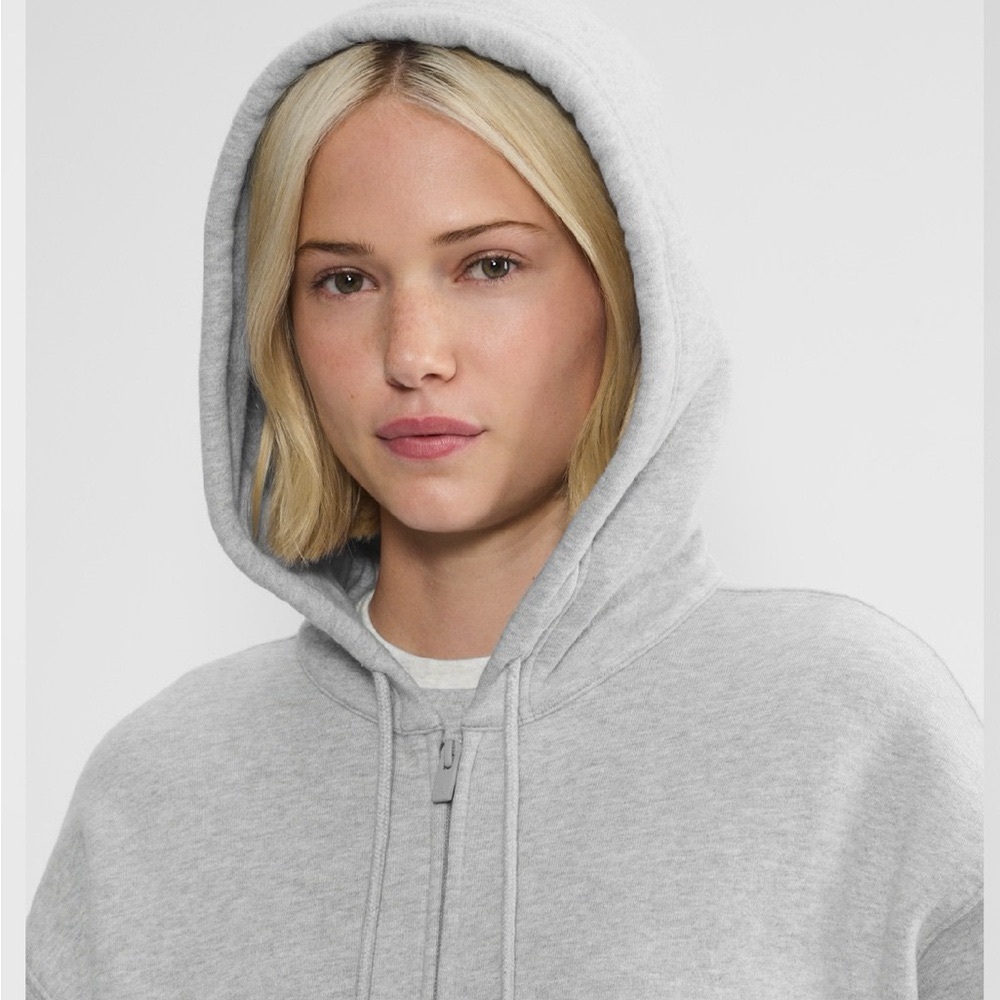 Aritzia TNA Sweatfleece Cozy Fleece Boyfriend Fit Top Zip Up Sweatshirt - Picture 3 of 12